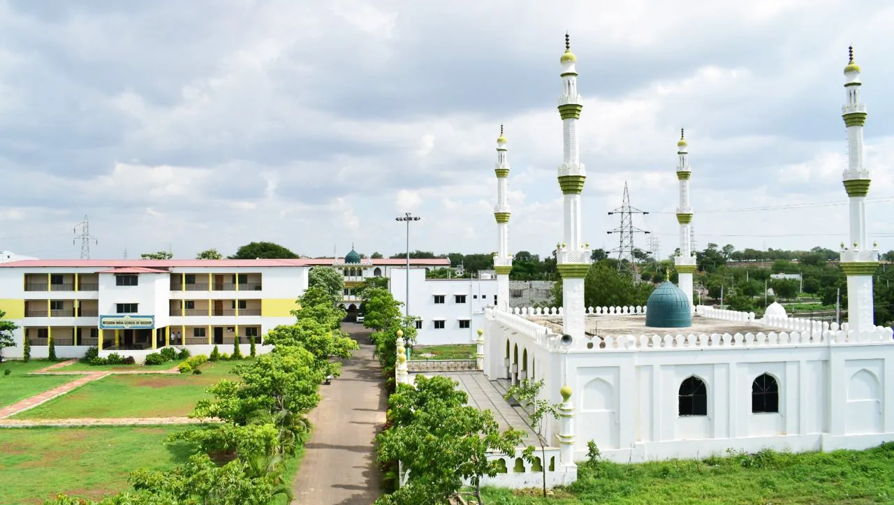 Masjid Al Hashmi, Bijapur