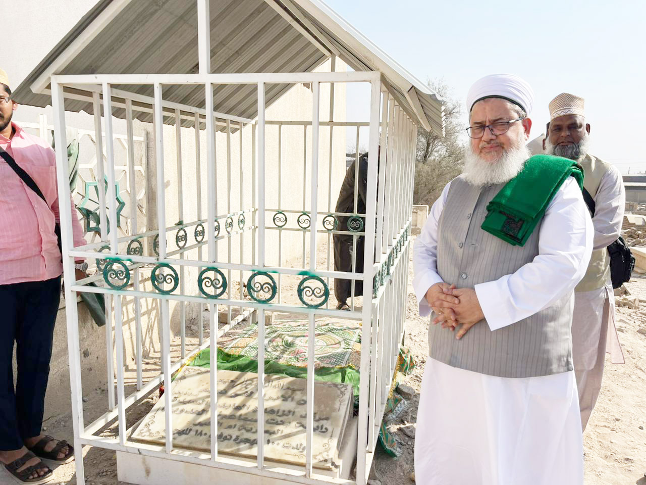 Sayed Tanveer Hashmi at Rabia Basri